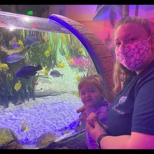 Meet your Posher, Sabrina